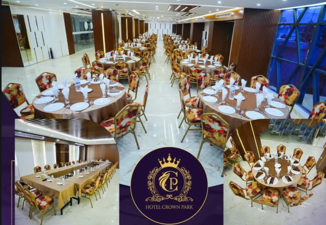 Hotel Crown Park Interior